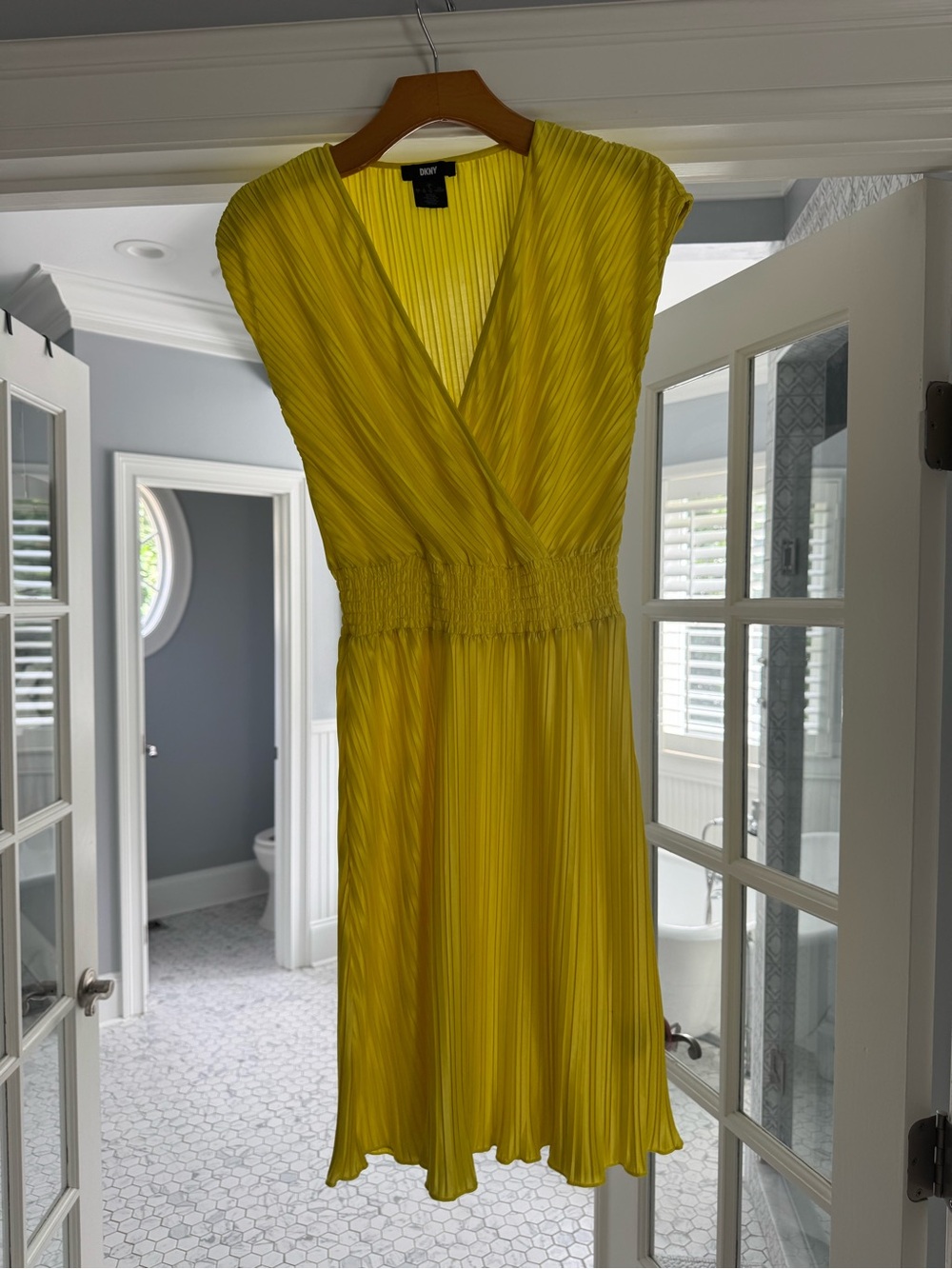 Dkny Sunny Yellow Pleated Midi Dress